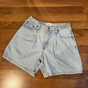 Abercrombie & Fitch Loose High Rise Denim Shorts